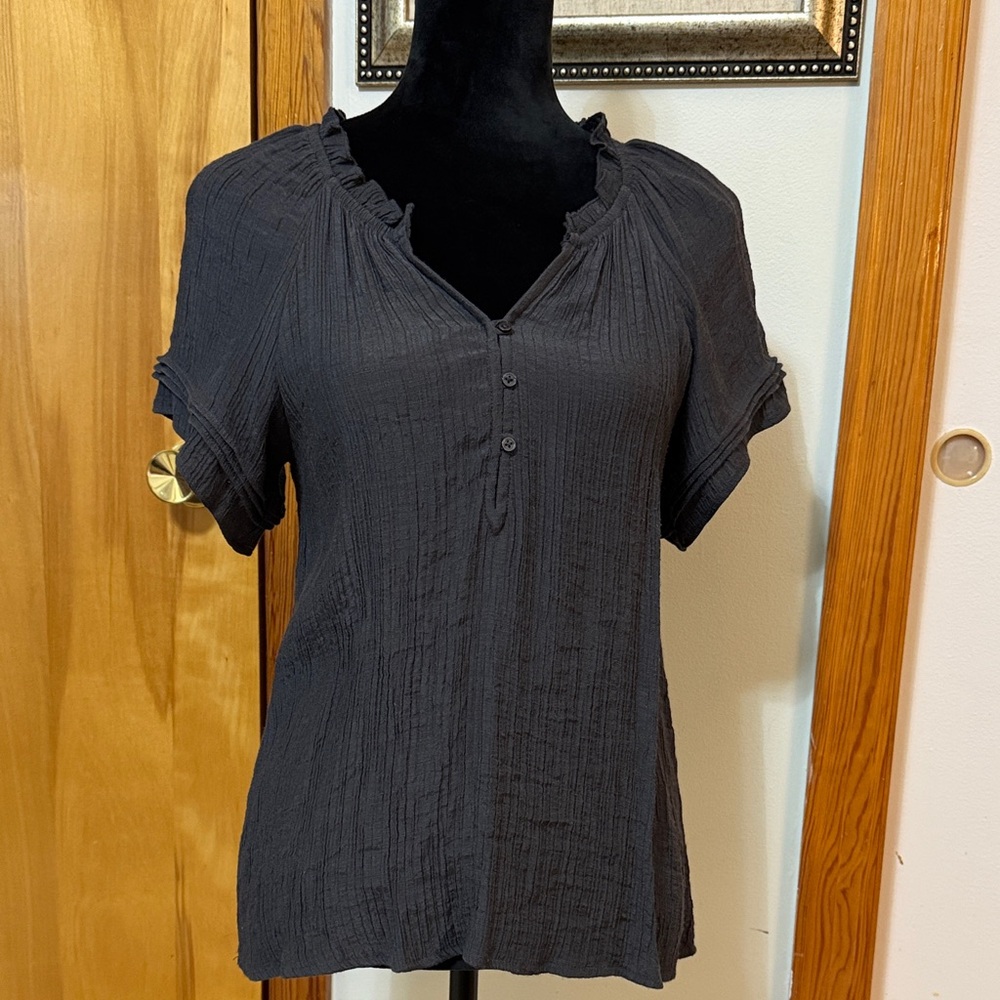 Wonderly Black Textured Short-Sleeve Blouse